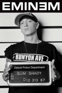 Siyah Beyaz Eminem Klibi: Şarkıyı Bulmanın Kesin Yolu [2026] - Kapak Görseli