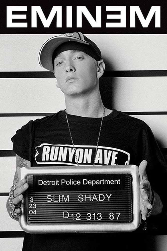 Siyah Beyaz Eminem Klibi: Şarkıyı Bulmanın Kesin Yolu [2026] - Kapak Görseli